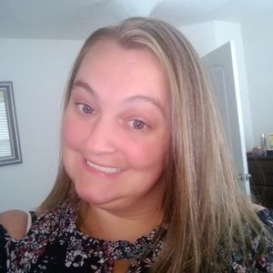 Meet your Posher, Nichole